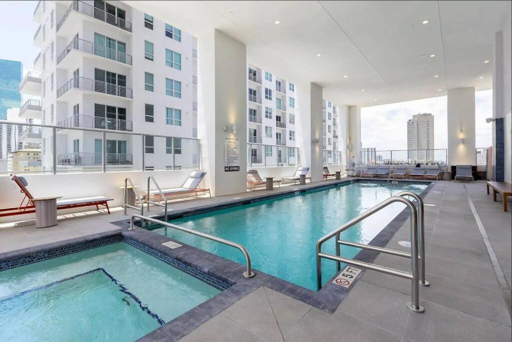 Charming 2 Bedroom Downtown Miami 2106 Free Parking Bagian luar foto