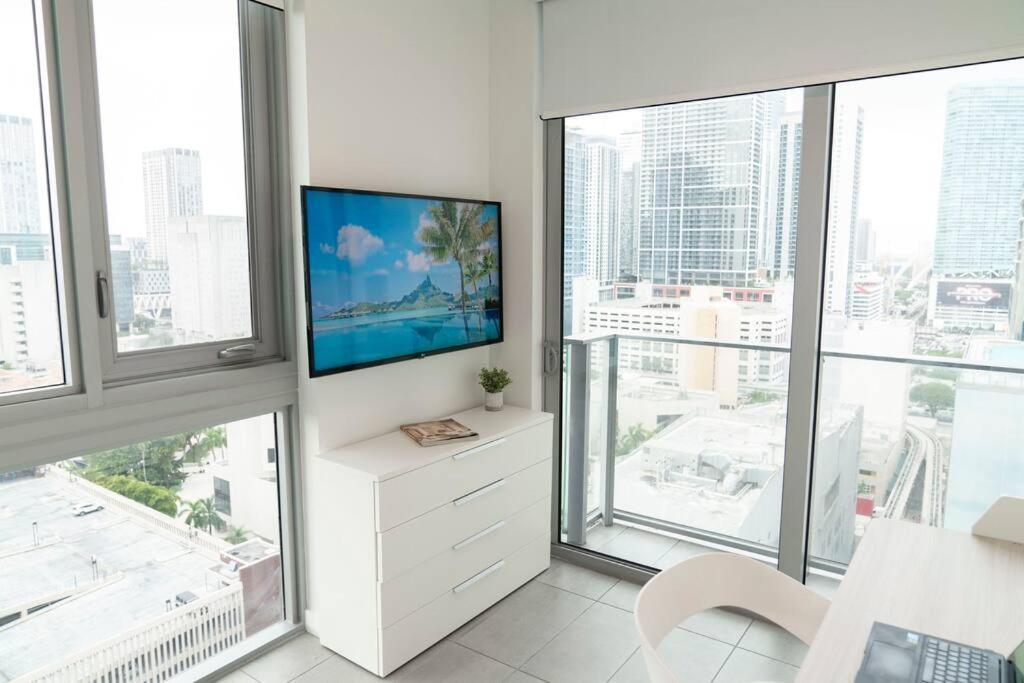 Charming 2 Bedroom Downtown Miami 2106 Free Parking Bagian luar foto